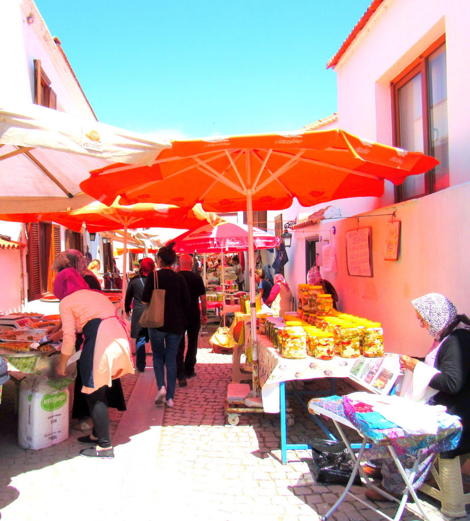 Seferihisar weekly market on every Sunday 